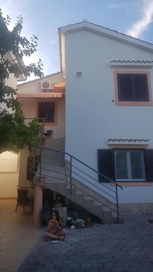 Ferienwohnung Gita Omišalj Exterior foto