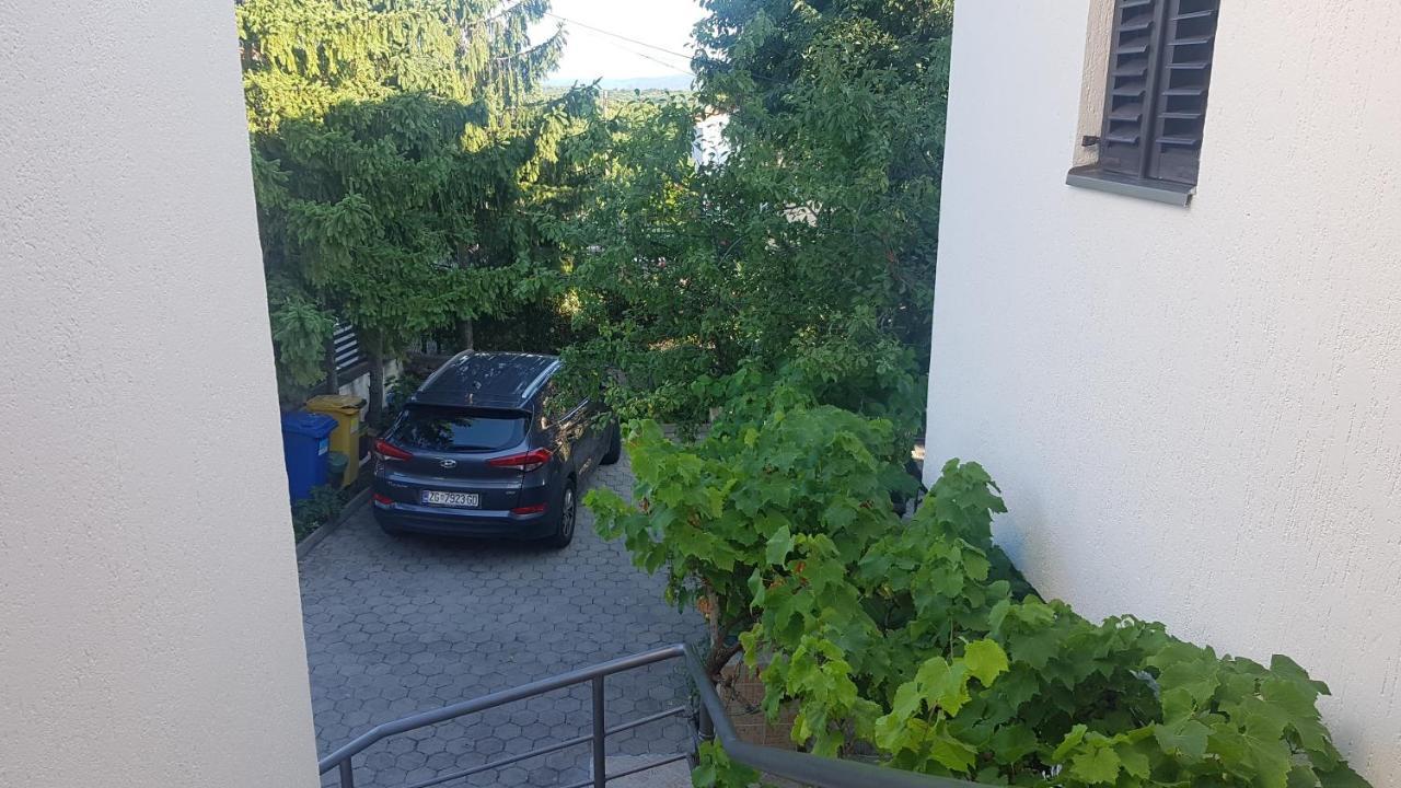 Ferienwohnung Gita Omišalj Exterior foto