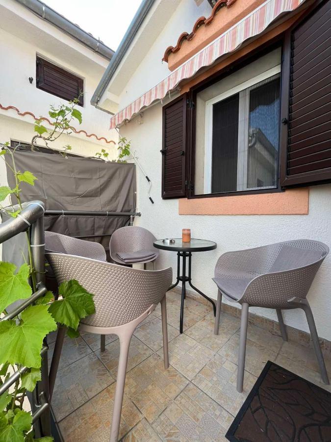 Ferienwohnung Gita Omišalj Exterior foto